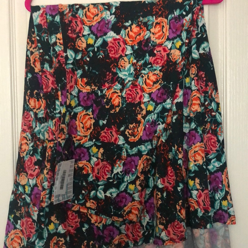 LuLaRoe Maxi - Green with Flowers